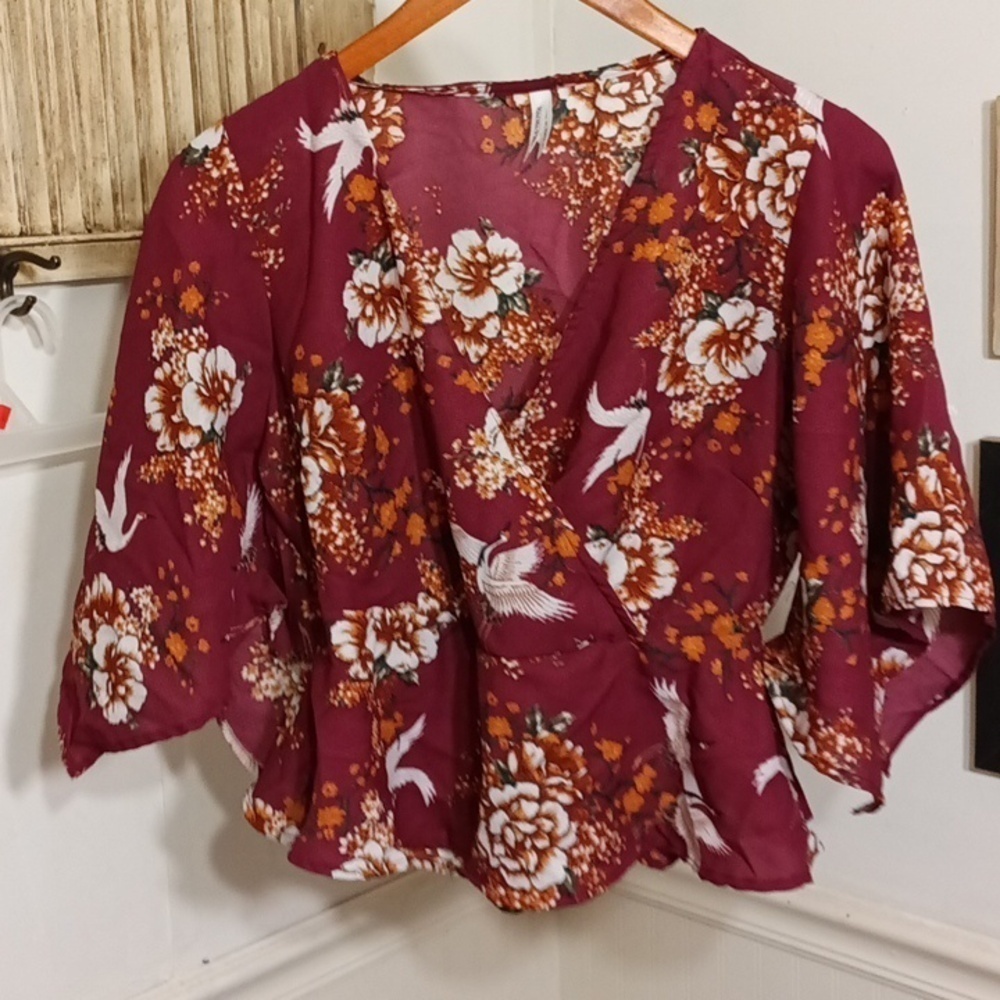 Live 4 Truth Floral and White Cranes Print Faux Wrap Blouse Small